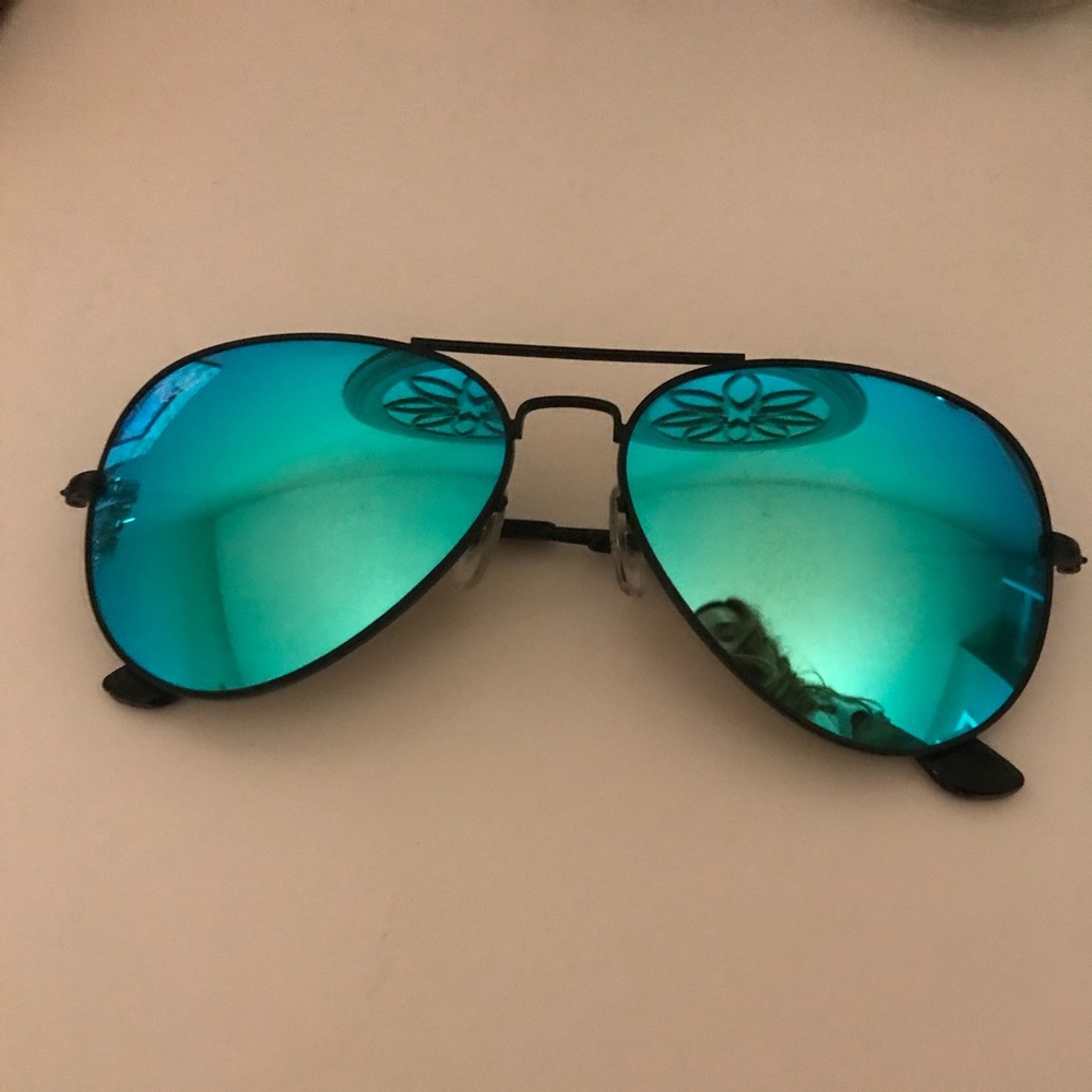 Blue rayband with black frame